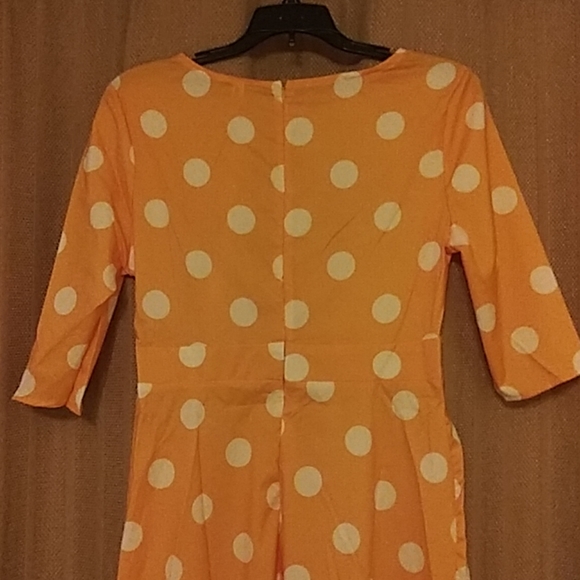 Adorable polka dot dress - Picture 4 of 5
